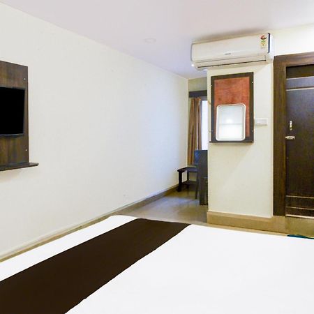 Hotel O Asian Residency Hyderabad Exterior photo